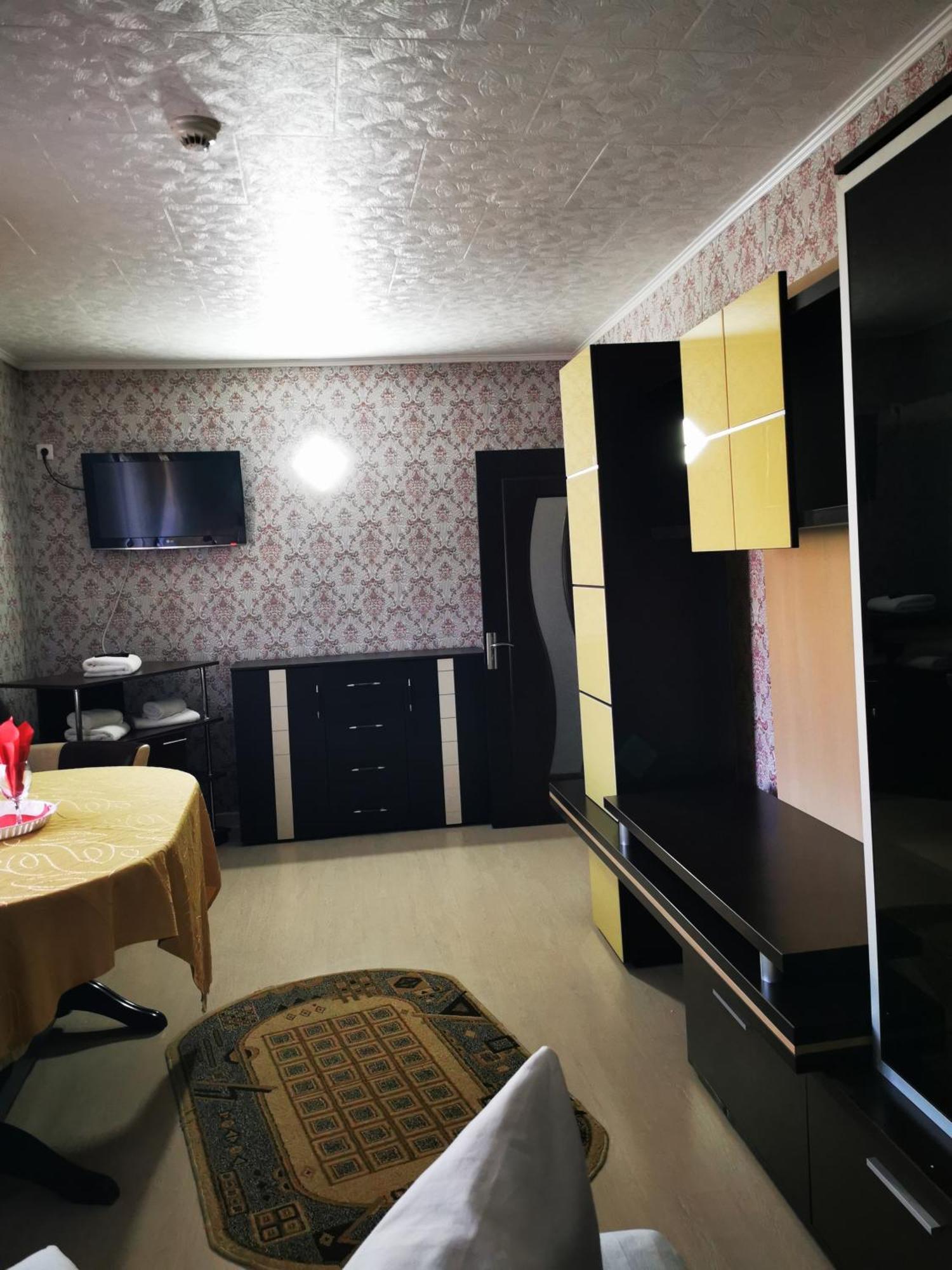Caransebeş Casa Simescu IIホステル エクステリア 写真