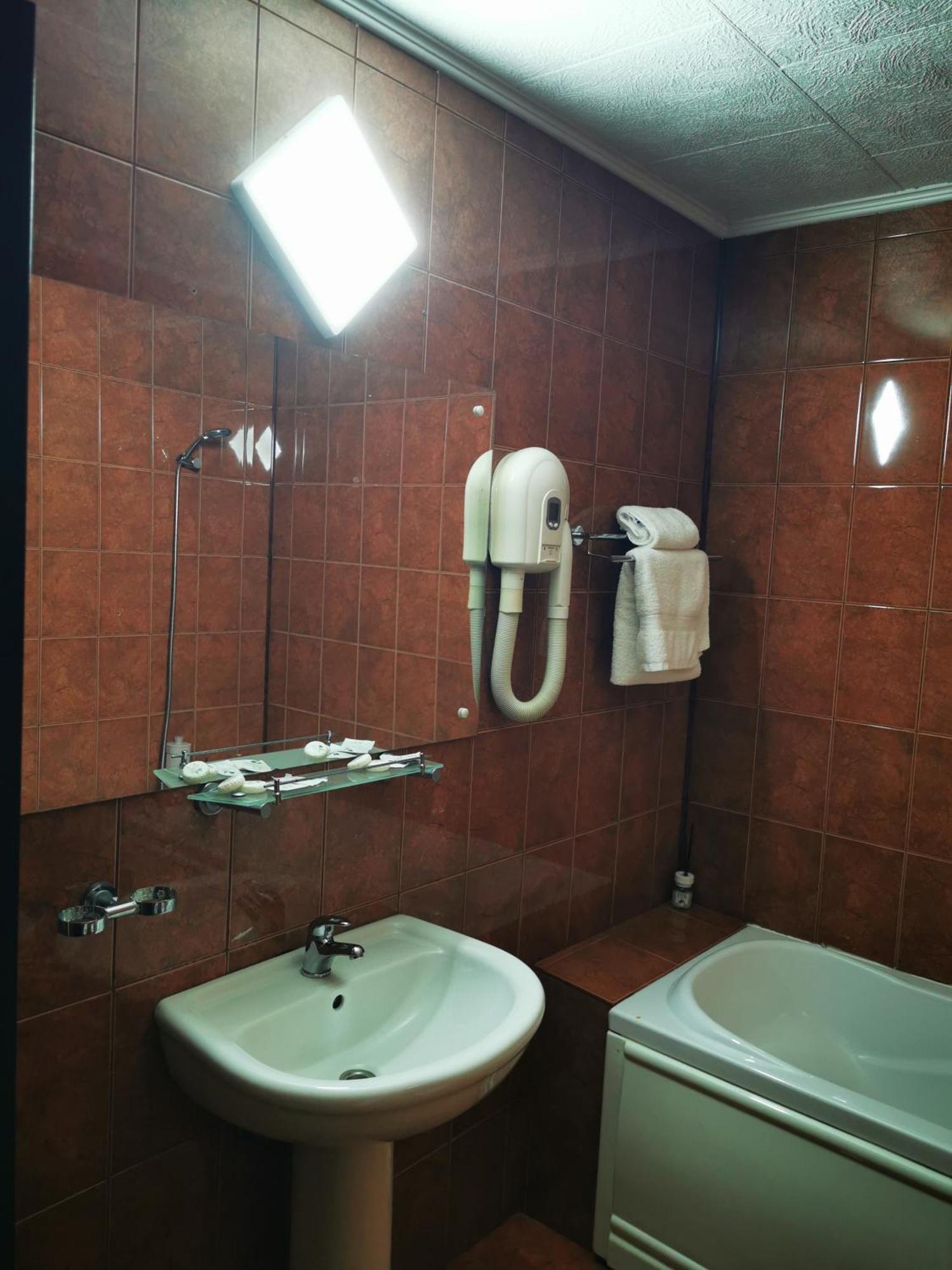Caransebeş Casa Simescu IIホステル エクステリア 写真
